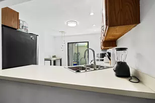 704 Maplewood Dr, Greenacres, FL 33415 - Photo 5