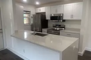 1022 Circle Dr, Delray Beach, FL 33445 - Photo 5