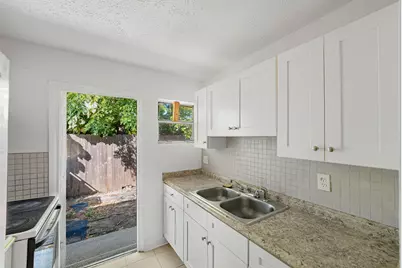 2108 Avenue E, Fort Pierce, FL 34950 - Photo 23