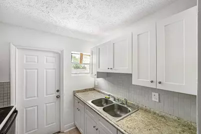 2108 Avenue E, Fort Pierce, FL 34950 - Photo 19