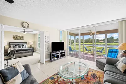 808 Cypress Boulevard #206, Pompano Beach, FL 33069 - Photo 5