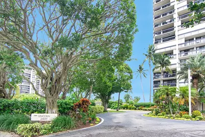 2400 Presidential Way #Ph2, West Palm Beach, FL 33401 - Photo 3