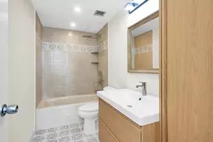 2400 Presidential Way, West Palm Beach, FL 33401 - Photo 35