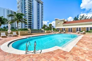 5050 N Ocean Dr, Singer Island, FL 33404 - Photo 23