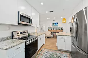 609 S 9th St, Fort Pierce, FL 34950 - Photo 11