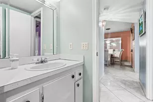 250 NE 20th St, Boca Raton, FL 33431 - Photo 21