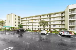 2230 N Cypress Bend Dr, Pompano Beach, FL 33069 - Photo 1