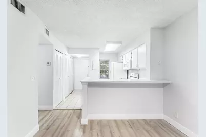 2230 N Cypress Bend Drive #209, Pompano Beach, FL 33069 - Photo 9