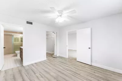 2230 N Cypress Bend Drive #209, Pompano Beach, FL 33069 - Photo 13