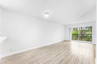 2230 N Cypress Bend Drive #209, Pompano Beach, FL 33069 - Photo 7