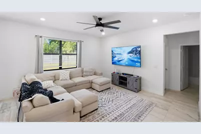 6016 SE Se Violet Ln Lane, Stuart, FL 34997 - Photo 9