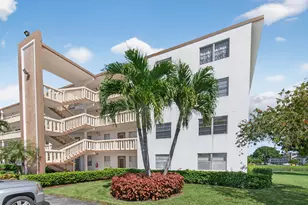 2001 Guildford A, Boca Raton, FL 33434 - Photo 5