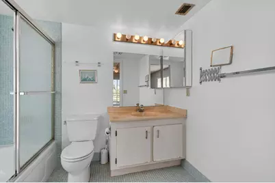 2001 Guildford A, Boca Raton, FL 33434 - Photo 45