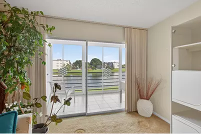 2001 Guildford A, Boca Raton, FL 33434 - Photo 17