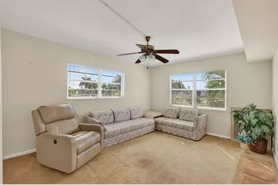 2001 Guildford A, Boca Raton, FL 33434 - Photo 49