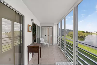 2001 Guildford A, Boca Raton, FL 33434 - Photo 21