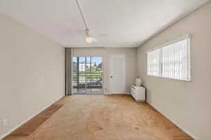 2001 Guildford A, Boca Raton, FL 33434 - Photo 41