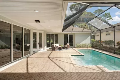 1018 Carolina Circle SW, Vero Beach, FL 32962 - Photo 35