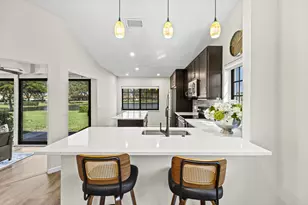 8261 Waterline Dr, Boynton Beach, FL 33472 - Photo 5