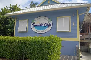 333 SE Martin Ave, Stuart, FL 34996 - Photo 15