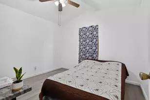 412 Trotters Ln, Greenacres, FL 33413 - Photo 9