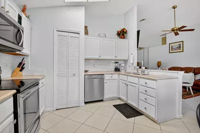 412 Trotters Lane, Greenacres, FL 33413 - Photo 15