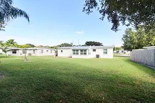 159 NE Estia Ln, Port Saint Lucie, FL 34983 - Photo 23