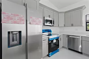 2458 NW 9th Ter Terrace, Cape Coral, FL 33993 - Photo 7