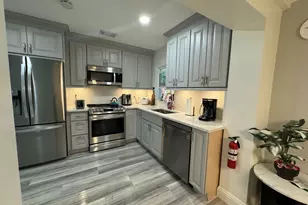 200 NE 56th St, Oakland Park, FL 33334 - Photo 5