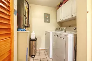 302 Pine Ridge Cir, Greenacres, FL 33463 - Photo 17