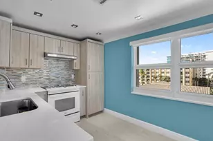 405 N Ocean Blvd, Pompano Beach, FL 33062 - Photo 23