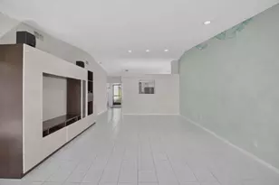 8146 Windgate Dr, Boca Raton, FL 33496 - Photo 7