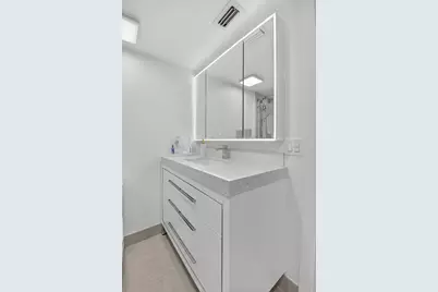 3005 Guildford A, Boca Raton, FL 33434 - Photo 11