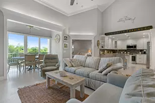 2706 Fairway Dr N, Jupiter, FL 33477 - Photo 9