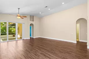 319 NW Treeline Trce, Port Saint Lucie, FL 34986 - Photo 7