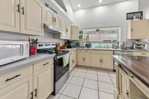 1014 SW Canary Terrace, Port Saint Lucie, FL 34953 - Photo 13