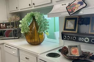 500 Executive Center Dr, West Palm Beach, FL 33401 - Photo 13