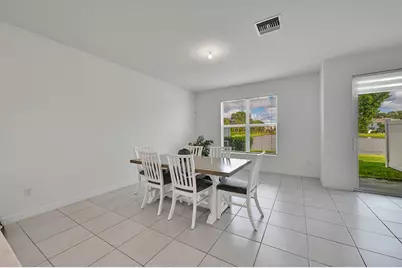 6933 Harbours Edge Avenue, Lake Worth, FL 33467 - Photo 7