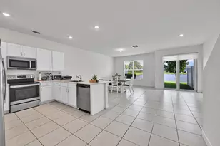 6933 Harbours Edge Ave, Lake Worth, FL 33467 - Photo 5