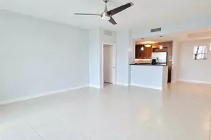 410 Evernia St, West Palm Beach, FL 33401 - Photo 5