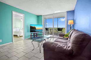 689 NE 6th Ct, Boynton Beach, FL 33435 - Photo 5