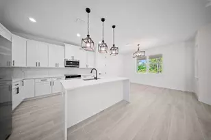 10634 Sugar Pine Dr, Fort Pierce, FL 34945 - Photo 7