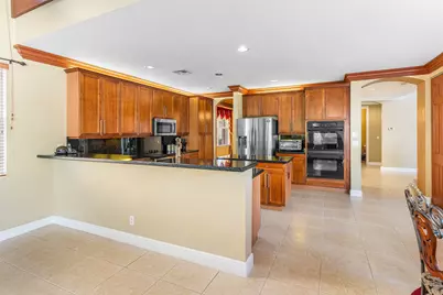 9915 Via Bernini, Lake Worth, FL 33467 - Photo 15