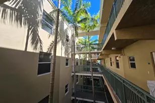 1640 Presidential Way, West Palm Beach, FL 33401 - Photo 5