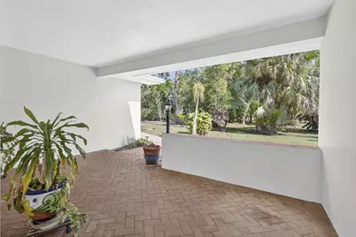 8855 N Bates Road, Palm Beach Gardens, FL 33418 - Photo 9