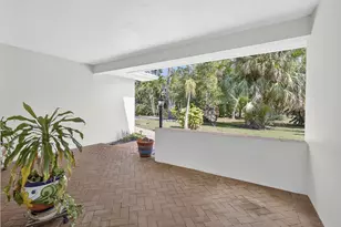 8855 N Bates Rd, Palm Beach Gardens, FL 33418 - Photo 9