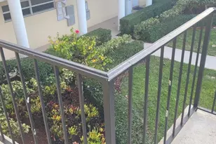 19 Colonial Club Dr, Boynton Beach, FL 33435 - Photo 3