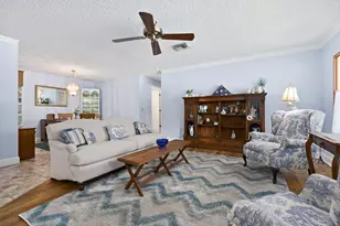 1767 S Dovetail Dr, Fort Pierce, FL 34982 - Photo 9