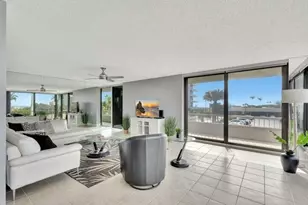 5550 N Ocean Dr, Singer Island, FL 33404 - Photo 5