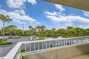 5550 N Ocean Dr, Singer Island, FL 33404 - Photo 5